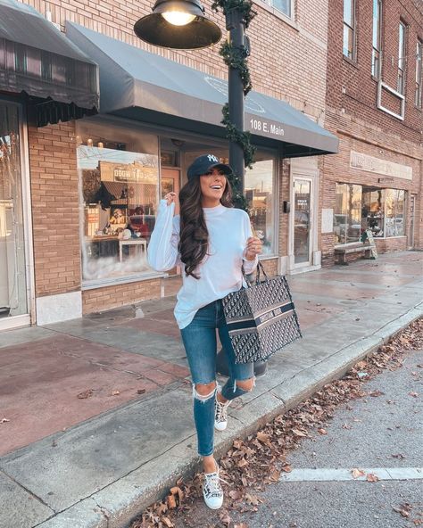 December Instagram Recap 🎄❤️ | The Sweetest Thing Dior Sneakers Outfit, Emily Ann Gemma, American Sweater, Yankees Baseball Cap, Emily Ann, Sneaker Outfits Women, High Tops Sneakers, Cap Outfit, Free People Cardigan