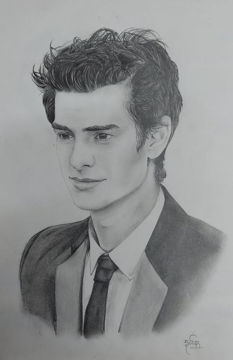 #Pencilsketch
#drawing
#celebraty Cool Paper Crafts, Andrew Garfield, Hand Art Drawing, Hand Art, Art References, Pencil Sketch, Pencil Drawing, Portrait Drawing, Art Drawing