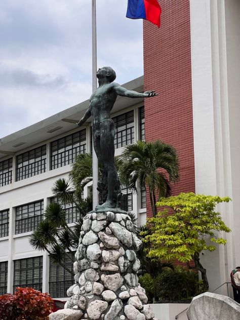 Oblation Up Diliman, Up Diliman, Best Part Of Me, Lamp Post, Of My Life, Statue, Collage, Pins, Quick Saves