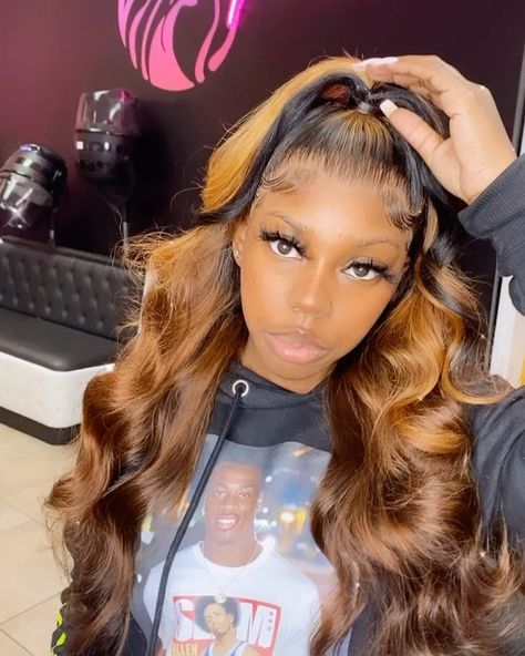 Prinstyles Salon on Instagram: “HALF UP HALF DOWN FOR THE WINN🔥🔥. JANUARY 31st @10am ILL BE SHOWING HOW I ACHIEVED THIS LACE SLAYYYY. REGISTRATION BEGAN YESTERDAY AND…” Weave Hair Color, Hair Frontal, Frontal Wig Hairstyles, Lace Fronts, Diy Hair Color, Birthday Hairstyles, Sew Ins, Frontal Hairstyles, Color Wave