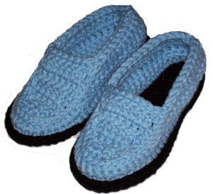 Mens Slippers Crochet, Crochet Slippers Adult Free Pattern, Crochet Slipper Boots, Crochet Slippers Free Pattern, Bracelet Crochet, Crochet Slipper Pattern, Irish Crochet Dress, Crochet Boots, Moccasin Slippers