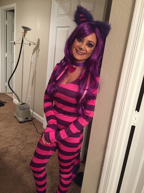 Alice in Wonderland Cheshire Cat Halloween costume Women's Cheshire Cat Costume, Diy Cheshire Cat Costume Women, Chesire Cat Costumes, Cheshire Cat Costume Diy, Diy Cheshire Cat Costume, Cat Tail Costume, Cheshire Cat Makeup, Cheshire Cat Halloween, Book Parade