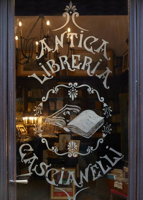 Bookstore Signage, Antique Bookstore, Bookstore Design, Glass Bookcase, Book Presentation, Dream Library, Art Exhibits, Gucci Gifts, Roman History