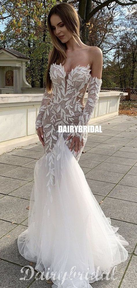 Sweetheart Long Sleeves Mermaid Lace Backless Tulle Sexy Wedding Dress #wedding #weddingdresses #weddingdress #bridalgown #2021weddingdresses #weddings #2021wedding Long Wedding Dresses, Wedding Dress Styles, Dress Backs, Future Wedding, Sleeveless Wedding Dress, Mermaid Wedding Dress, Wedding Styles, Bridal Gowns, Custom Color