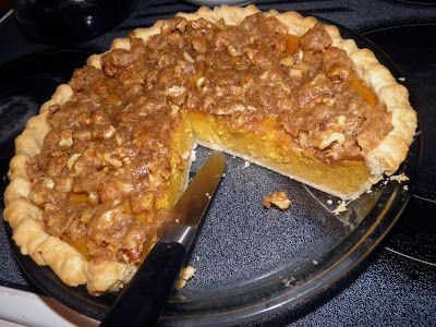 Maple Pumpkin Pie Recipe, Maple Pumpkin Pie, Walnut Pie, Pumpkin Pie Recipe, Best Pie, Maple Walnut, Flaky Crust, Pumpkin Pie Recipes, Streusel Topping