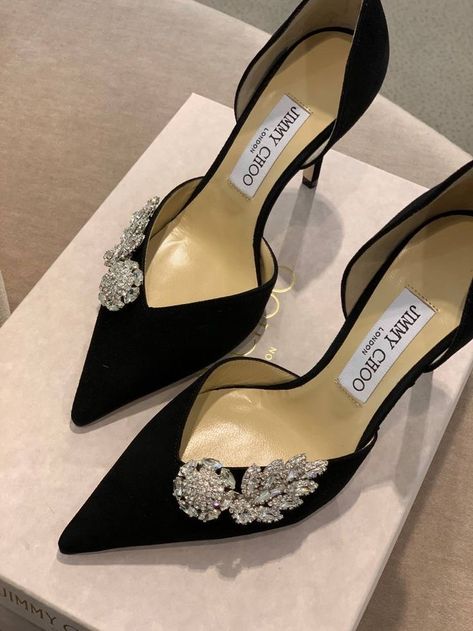 Gorgeous Heels Classy, Stilletos Heels Classy, High Hills Shoes, Dhgate Finds, Elegant Shoes Heels, Fancy Heels, Heels Collection, Fashion Shoes Heels, Shoes Heels Classy