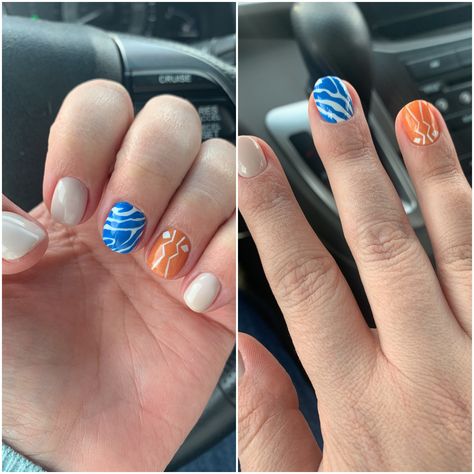 Inspired by character from Star Wars The Clone Wars by @polished_by_tati Ahsoka Inspired Hair, Ashoka Nails, Ashoka Tano Nails, Ahsoka Nail Art, Star Wars Nail Designs, Asoka Tano Nails, Ahsoka Tano Nail Art, Ahsoka Nails, Ahsoka Tano Nails