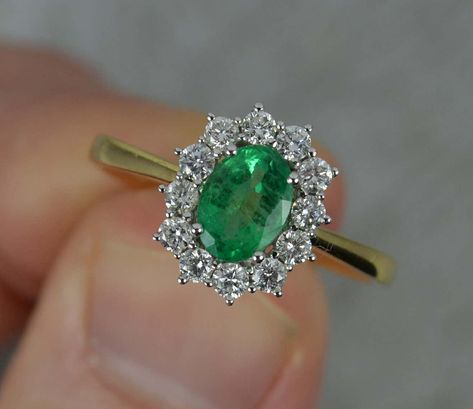 Emerald Engagement Ring Oval, White Diamond Ring, Vs Diamond, Engagement Rings Oval, Emerald Engagement Ring, Diamond Cluster Ring, Diamond Cluster, Cluster Ring, White Diamond