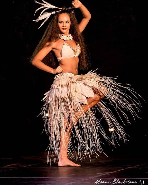 Tahitian Dress, Polynesian Beauty, Ori Tahiti, Tahiti Nui, Dancing Cat, World Champion, Folk Costume, Moana, Tahiti