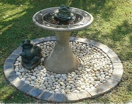 birdbath on circle of small cobbles with border Trees Backyard, Brick Courtyard, Backyard Birds Sanctuary, Bath Garden, Garden Walls, Bird Bath Fountain, Bird Bath Garden, House Makeover, Sundials