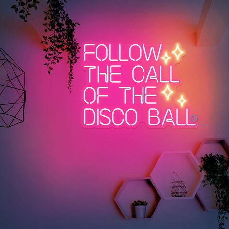 #NeonSigns #BrightIdeas #NeonCrafts #DIYNeon #NeonLightSigns #BrightIdeas Disco Theme Decor, Disco Room Aesthetic, Disco Glam Party Decorations, Disco Ball Sign, Disco Room Decor, Disco Bedroom, Disco Party Decor, Modern Disco, Disco Wall