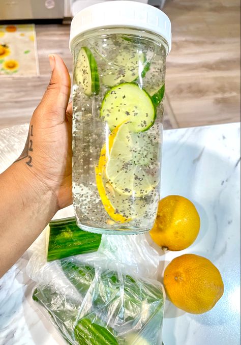 Cucumber, lemon and chia seed spring water🥒🍋 Chia Water, Women Hygiene, Get Fair Skin, Chia Seed Water, Tomato Face, Skin Care Home Remedies, Cucumber Water, Dry Skin Body, Healthy Lifestyles