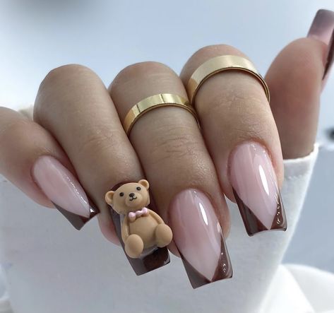 3d Teddy Bear Nails Acrylic, Teddy Bear Charm Nails, Nails With Teddy Bear Charms, Bear Charm Nails, Bear Charm Nails Designs, Nail Designs With Bear Charm, Nails With Bear Charm, Teddy Nails, Long Nails With Bear Charm