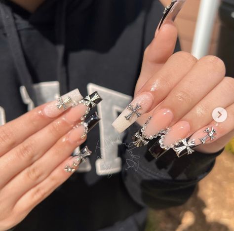 Medium Acrylic Nails With Cross, Nail Inspo With Cross Charm, Nails With Cross, Long Nails With Cross Charm, Acrylic Nails Cross Charms, Chrome Heart Nails, Cross Nail Charm Nails, Chrome Hearts Nails, Cross Nail Designs