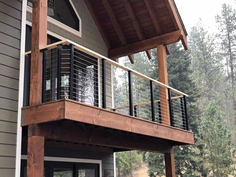 42 Inspiring Deck Railing Ideas, Designs, & Styles for 2020 Veranda Railing, Wire Deck Railing, Metal Deck Railing, Cable Railing Deck, Deck Railing Ideas, Contemporary Deck, Modern Railing, Deck Railing Design, Metal Deck