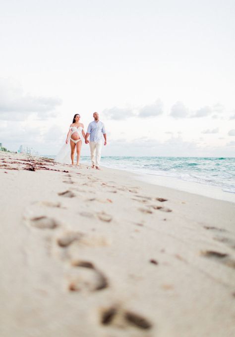 Babymooning in Miami Miami Babymoon, Beach Babymoon, Beach Session, Genuine Smile, Beach Sessions, Babymoon, Just Relax, Maternity Session, Big Apple