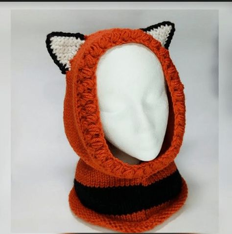 Addi Express Knit Fox Hood The Addi Express Knit Fox Hood is my latest pattern. Everyone knows how much I love to use my Addi… Knit Fox, Crochet Machine, Knitting Machine Tutorial, Addi Express, Addi Knitting Machine, Large Knitting, Circular Knitting Machine, Loom Knitting Projects, Knitting Machine Patterns