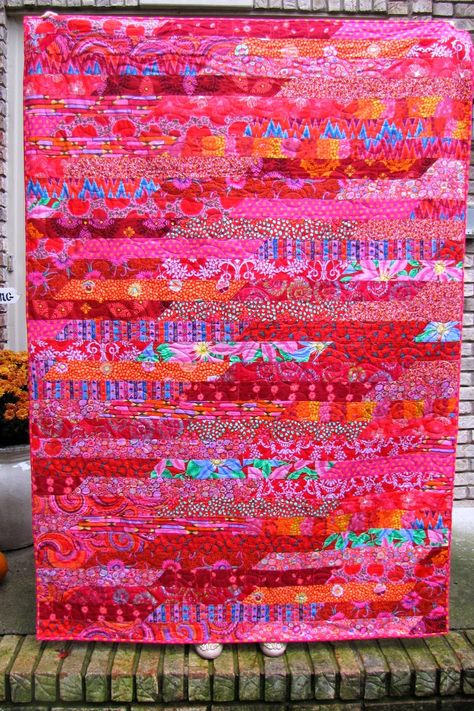 Jelly Roll Quilting, Strip Quilting, Patterns Textiles, Jelly Roll Race Quilt, Jelly Roll Race, Pink Quilt, Bright Quilts, Kaffe Fassett Quilts, Jelly Roll Quilt Patterns