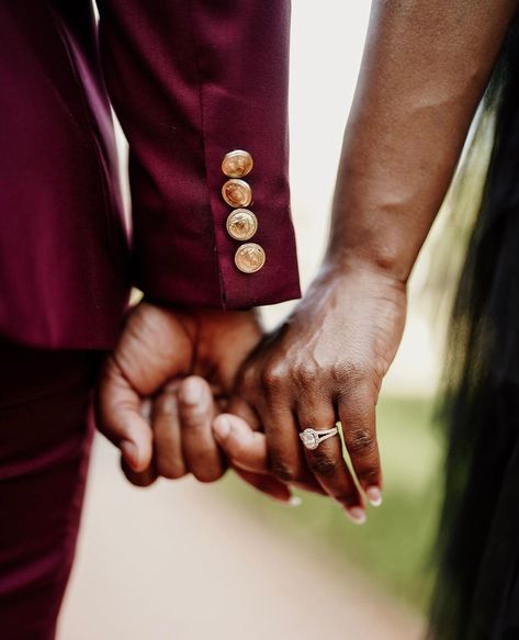 Engagement Photos With Braids, Nerd Engagement Photos, Outdoor Engagement Photos Black Couple, No Face Engagement Photos, Engagement Shoot Ideas Outdoors, Black People Engagement Photos, Engagement Photos Ideas Black Couples, Power Couple Photoshoot, Engagement Photo Poses Unique