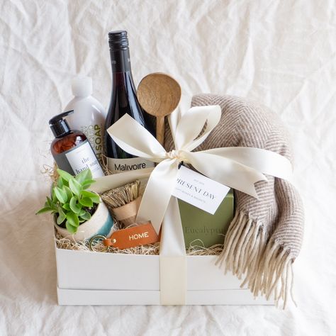 Rustic Hampers, Porch At Night, Luxury Gift Baskets, Herringbone Throw Blanket, Realtor Client Gifts, Personalized Gift Baskets, Housewarming Gift Baskets, Space Blanket, Herringbone Throw