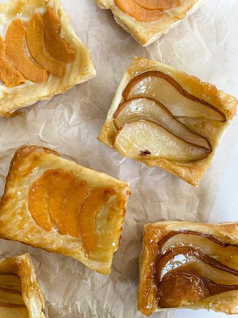 Upside Down Pear Tart - Lovely Delites Upside Down Pear Tart, Upside Down Tarts, Pear Puff Pastry, Lovely Delites, Pear Tart Recipe, Blue Cheese Tart, Puff Pastry Ingredients, Hosting Recipes, Gluten Free Puff Pastry