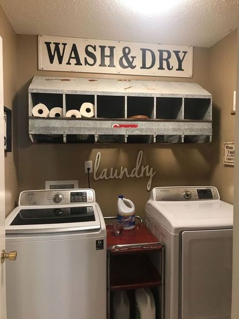 Laundry Room Decorating, Tiny Laundry, Laundy Room, Laundry Makeover, Laundry Room Storage Shelves, Rustic Laundry Rooms, Small Laundry Room Organization, Tiny Laundry Rooms, Room Storage Diy