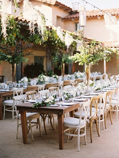 Southern California Wedding Ideas and Inspiration: A Southern Inspired Wedding in Santa Barbara Museum Courtyard, Museum Wedding Venues, Mexican Inspired Wedding, Socal Wedding Venues, Courtyard Wedding, Southern California Wedding Venues, Rustic Elegant Wedding, Free Wedding Printables, Historical Museum