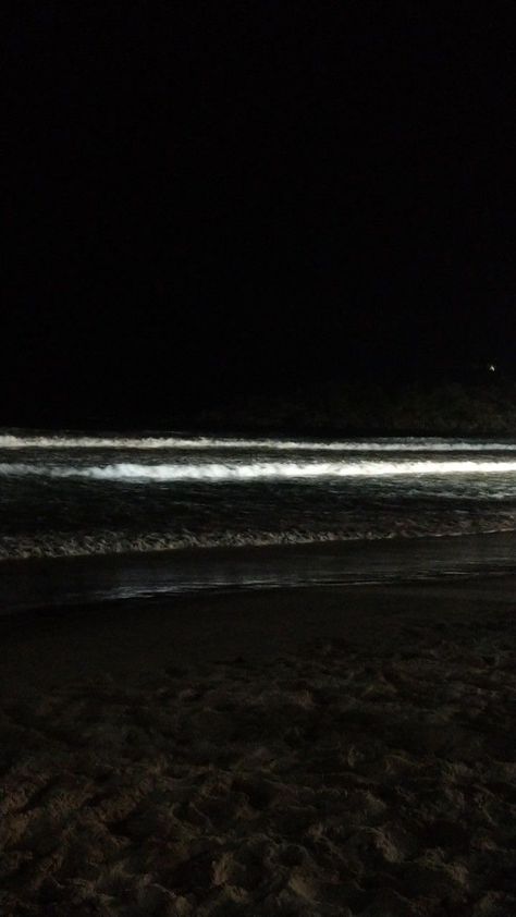 Fake Beach Snaps Night, Fake Beach Snaps, Beach Pictures Night, Beach Night Photos, Beach Night Aesthetic, Night Beach Aesthetic, Night Beach Pics, Beach Snap, Night Walking Aesthetic