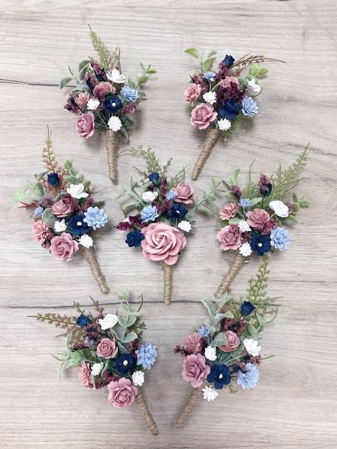 Boutonniere Dusty Rose, Dusty Blue Boutonniere, Navy Wedding Theme, Groomsman Boutonniere, Navy Blue Wedding Theme, Blue Boutonniere, Blue And Blush Wedding, Burgundy And Blush Wedding, Dusty Pink Weddings