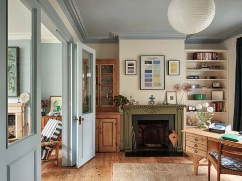 An adaptable Herne Hill house with a country cottage feel | House & Garden London Home, Hill House, English Country House, South London, House On A Hill, House Garden, Eclectic Home, Front Room, House Inspo