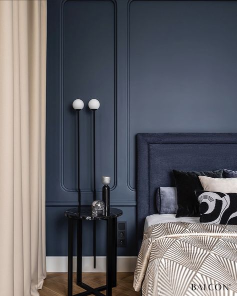 // b l u e Blue Headboard, Navy Blue Bedrooms, Hotel Room Design, Dekorasi Kamar Tidur, Bedroom Panel, Classic Bedroom, Bedroom Layouts, Blue Bedroom, Apartment Living Room