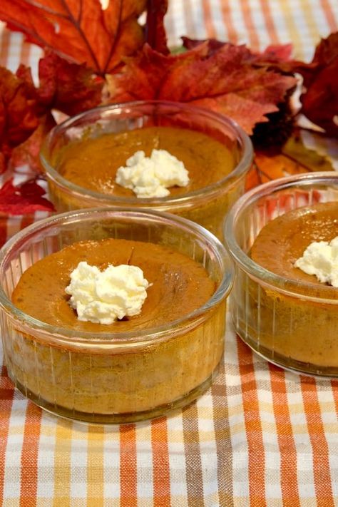 Pumpkin Custard Cups made with Almond Milk. This pumpkin custard tastes like "Old Fashioned Homemade Pumpkin Pie". Don't tell and they won't ever suspect that it is dairy free. A 1/2 cup serving is 4 WW Smart Points. #miascucina #easy dessert recipe #ww dessertsrecipes #healthypumpkindessert #almondmilkrecipe #easyhealthydesserts #dairyfreedesserts #falldessertrecipes #wwfreestylerecipes #easypumpkinrecipe Pumpkin Easy, Classic Fall Desserts, Quick Foods, Crustless Pumpkin Pie, Pumpkin Treats, Custard Cups, Pumpkin Cups, Pumpkin Custard, Pumpkin Desserts