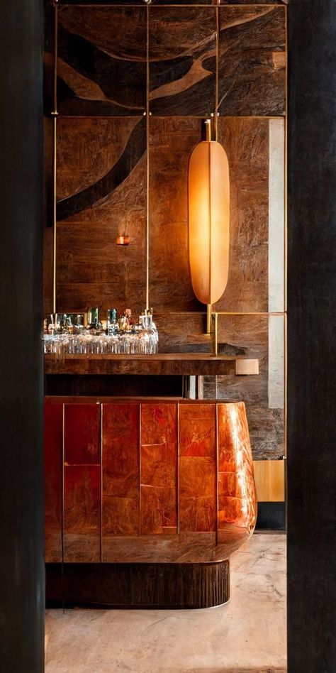 Restaurant Interior Architecture, Vintage Hotel Reception, Bar Back Design, Great Gatsby Interior Design, Art Deco Interior 1920s, Back Bar Design, Bar Restaurant Interior, Counter Design, Restaurant Interior Design