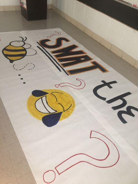 Warriors vs. Yellow Jackets {aka....bumblebees?🐝😂} Cheer Signs, Cheer Ideas, Football Signs, Yellow Jackets, Yellow Jacket, Bumble Bee, Kids Rugs, Football, Signs