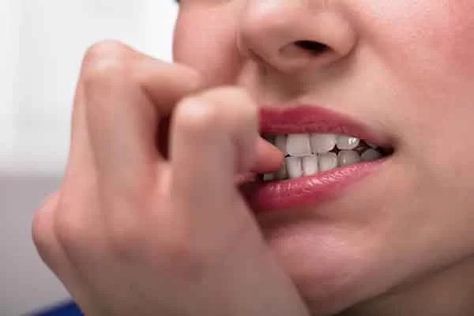 4 Simple Home Hacks to Stop Biting Your Nails How To Stop Biting Nails, Stop Biting Your Nails, Nail Biting Habit, Biting Nails, Nail Biting, Hair Pulling, Round Nails, Health Business, Simple Home