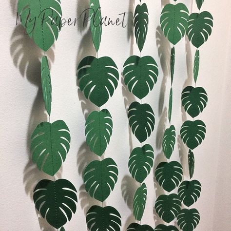 Tropical Leaf Garland. Tropical party backdrop. Green monstera leaves. Baby shower, jungle party greenery, birthday party decorations. etsy Tropical Party Backdrop, Hawaii Decorations, Cabin Decorations, Greenery Party, Tiki Theme, Jungle Theme Decorations, Cardboard Animals, Jungle Party Decorations, Jungle Decorations