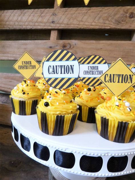 If you are hosting a construction birthday party, these cupcake toppers would be perfect! They accented my cupcakes so well! (affiliate link) #partyprintables #constructionparty #constructionbirthdayparty #constructionbirthday #cupcakes #cupcaketoppers #party #kidsparty #birthdayparty #birthdaypartyideas #birthday #partytheme #event #boysparty Quarantine Party, Construction Cupcakes, Construction Birthday Cake, Construction Party Decorations, Digger Birthday, Easy Treats To Make, Construction Theme Birthday Party, Construction Theme Party, Construction Birthday Party