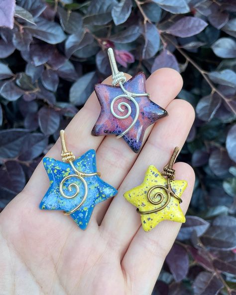 These little glazed ceramic stars that @bluegillceramics made were so fun to wrap! 🌟 They’re so whimsical & wonderful! These 3 pendants will be availble in tomorrow’s shop update. I think the blue one is my personal favorite. 🩵 What about you? #wirewrap #handmadejewelry #ceramicart #starjewelry #celestialjewelry Wire Wrapped Star, Rock Crafts Diy, Celestial Jewelry, Star Jewelry, Wire Crafts, Rock Crafts, Glazed Ceramic, Crafts Diy, Ceramic Art