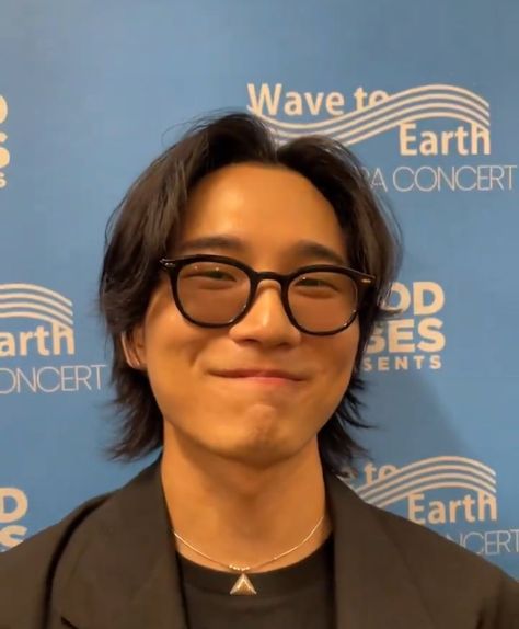 Wave To Earth Members, W2e Pfp, Wave To Earth Icons, Daniel Kim Wave To Earth, Kim Daniel, Daniel Kim, Your The Only One, Wave To Earth, Earth's Core