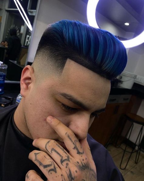 Black Hair Blue Tips, Faded Blue Hair, Men With Round Faces, Boys Dyed Hair, Mobile Cartoon, Fade Haircut Curly Hair, Hair Designs For Men, Short Hair Blue, Baylage Hair