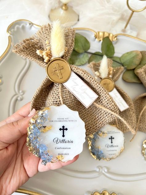 This Party Favors item by SUNNYLUXURYGIFTSHOP has 25 favorites from Etsy shoppers. Ships from Türkiye. Listed on Jun 9, 2024 Baptism Gifts For Boys, Christening Party, Communion Favors, Christening Favors, Baptism Party, Baptism Favors, Boy Baptism, Favor Ideas, Baptism Gifts