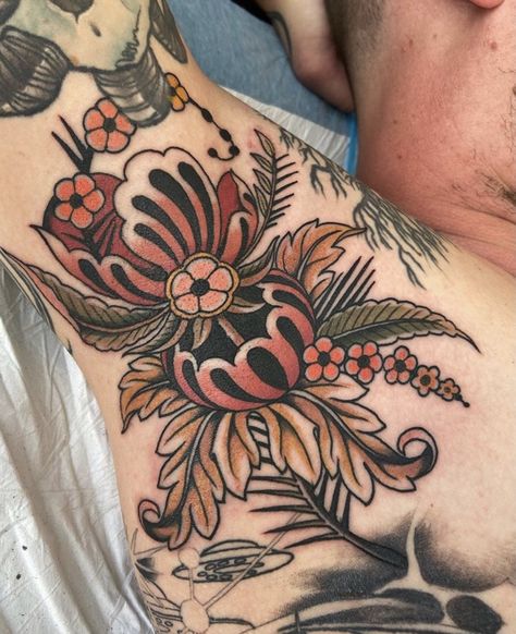 Neotraditional Stomach Tattoo, Ink Monster, Trad Tattoos, Flash Drawing, Stomach Tattoo, Colour Tattoo, Tattoo Old School, Illustration Tattoo, Folk Art Flowers