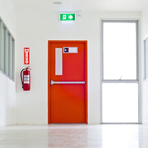 🔥 IDEAL SIGNAGE FOR: Identifying the fire extinguisher locations within the premises or building which aid in obtaining the HIGHEST SAFETY STANDARDS within the USA, PASS QUALITY INSPECTION, and ALERT PEOPLE to act in the quickest manner during a fire emergency. 🔥 COMPATIBLE WITH: This sleek, long-lasting vinyl decal sign can be used with ALL CLASSES of ABC extinguishers from water mist, water spray, and foam to dry powder, CO2 (carbon dioxide) gas, and wet chemical. 🔥 STICKS TO: All surfaces Fire Extinguisher Signage, Fire Extinguisher Sign, Building References, Signal Flags, Safety Signs, Exit Sign, Safety Instructions, Water Mist, Fire Extinguishers