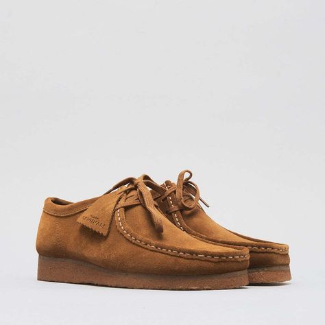 Wallabees Shoes Men, Clarks Wallabees Men, Mens Clarks, Clarks Wallabees, Men's Clarks, Clarks Originals, Jesus Shirts, Clarks Shoes, Mens Street Style