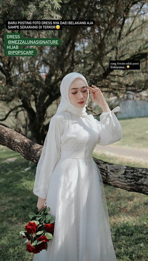 Prewedding Hijab, Pre Wedding Photoshoot Props, Nikah Outfit, Kebaya Wedding, Muslimah Wedding Dress, Muslimah Wedding, Pre Wedding Photoshoot Outfit, Hijab Wedding Dresses, Foto Wedding