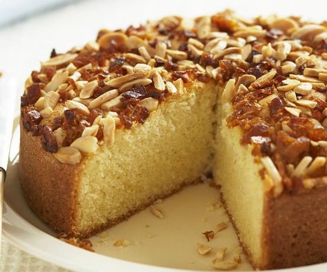 Madeira Cake Recipe, Madeira Cake, Almond Coffee Cake, Torte Cupcake, Refreshing Desserts, Sweet Wine, God Mat, Almond Cakes, Butter Cake