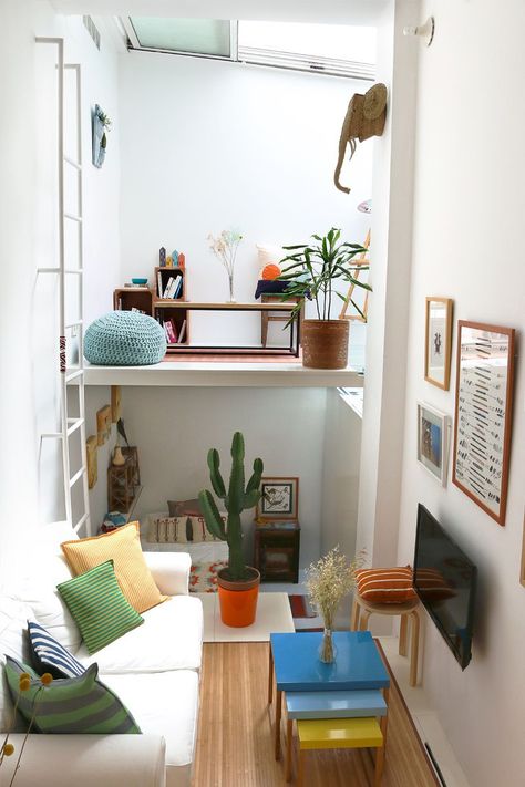 Small Space Inspiration, Micro Apartment, Deco Studio, Tiny Apartments, Children Room, Tiny Apartment, Design Del Prodotto, Small Space Living, A Living Room