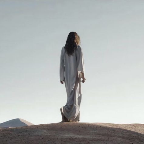 Dune Photoshoot Ideas, Dune Core, Dune Movie Aesthetic, Dune Zendaya, Dune Funny, Dune Aesthetic Movie, Dune Stills, Dune Cinematography, Dune Aesthetic