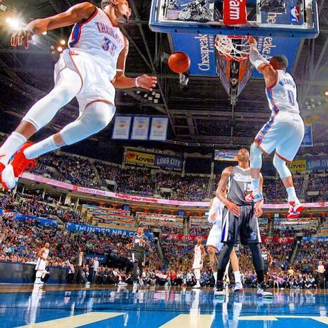 Alley Oop, Okc Thunder, Basketball Legends, Oklahoma City Thunder, Basketball Players, Basketball Court, Nba, Basketball