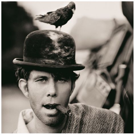 Tom Waits, bowler hat, bird, cigar. Hollywood Photography, Graydon Carter, Tom Waits, Celebrity Magazines, Dont Fall In Love, Tattoo Cover, Billie Holiday, Pop Rock, Hailey Bieber